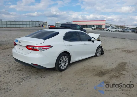 2018 Toyota Camry Le from USA, damaged, VIN JTNB11HKXJ3030037